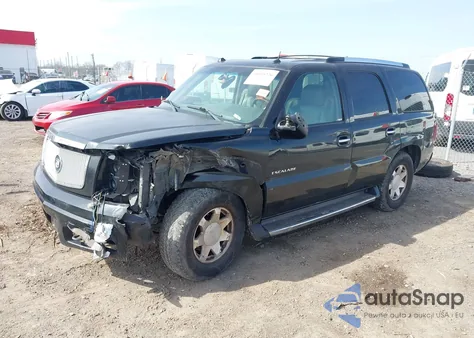 2004 Cadillac Escalade Standard z USA, uszkodzony, nr VIN 1GYEC63TX4R249133